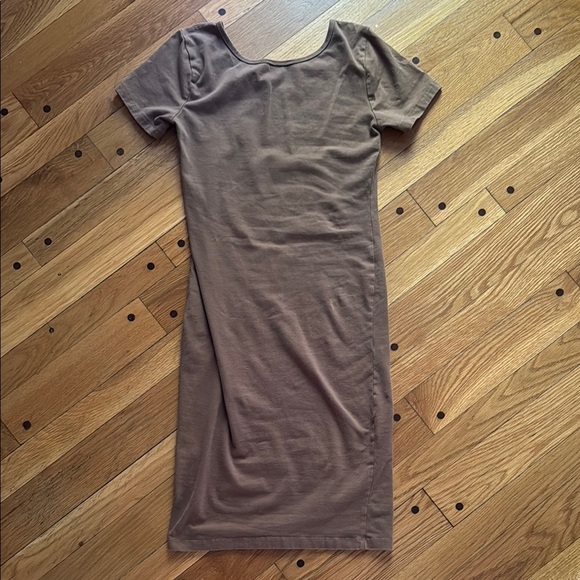 Zenana Premium Brown Short Sleeve Stretch Fitted T-Shirt Dress Small - Picture 4 of 6